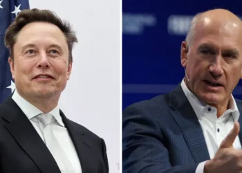 AT&T’s CEO throws shade at Musk’s Starlink mobile ambitions