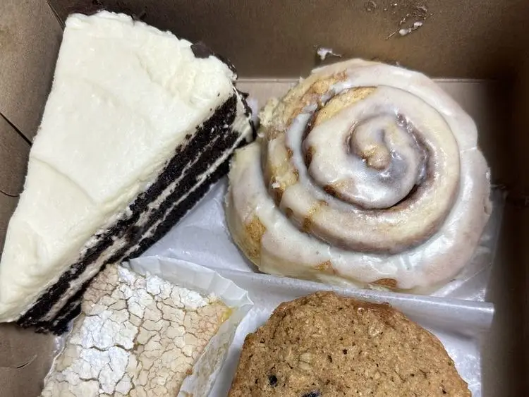 Dolce Bakery