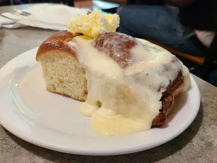 Stella's Kitchen & Bakery