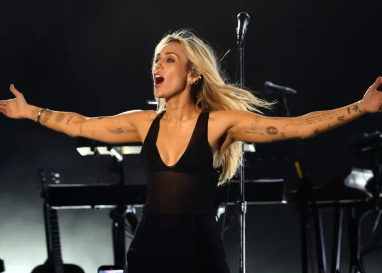 Miley Cyrus doesn’t need popular music to stay a pop diva
