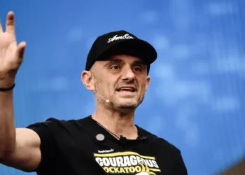 Gary Vaynerchuk knows where he’d start if he were 16 and launching a business today