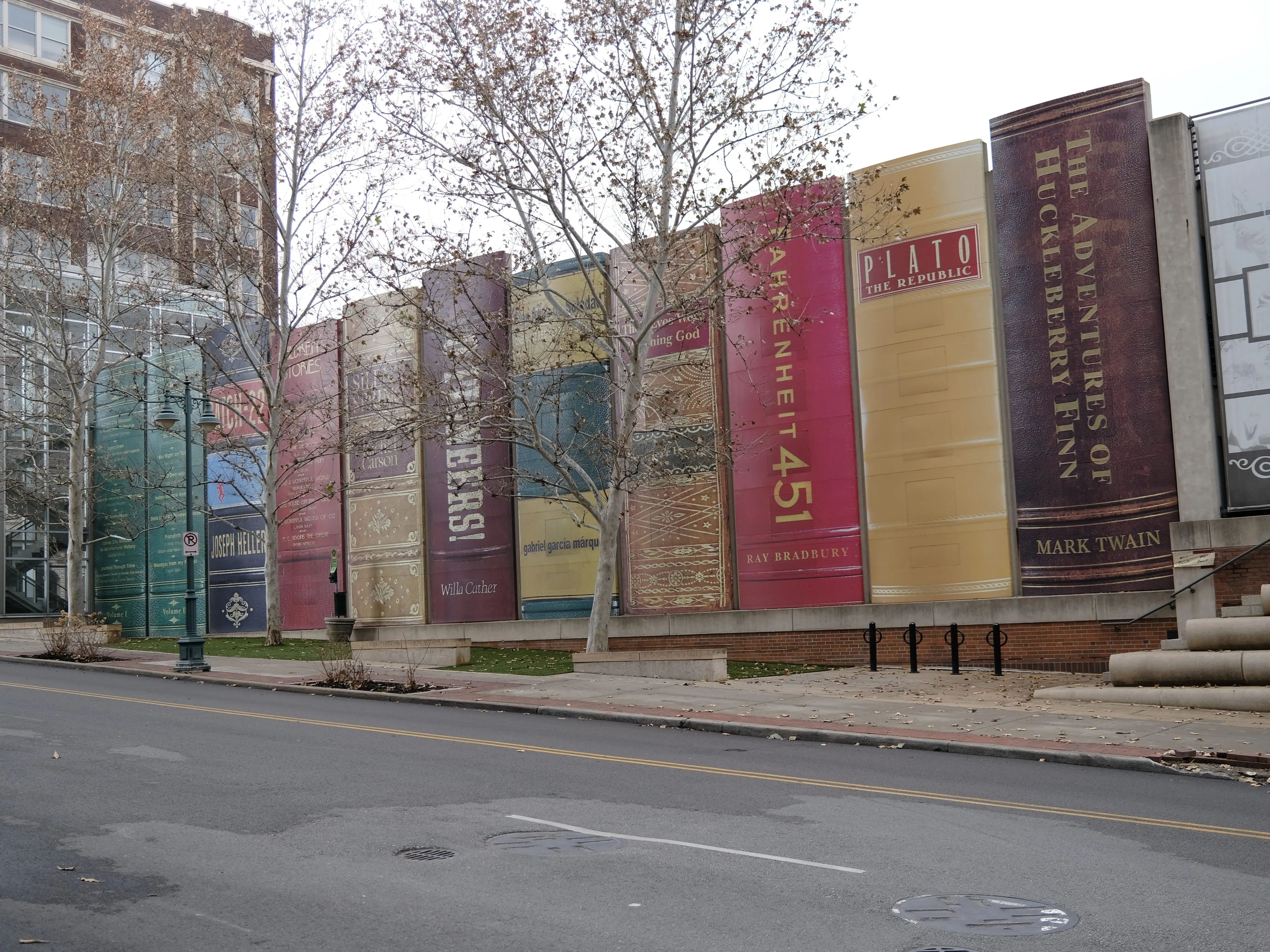 Community Bookshelf in Kansas City