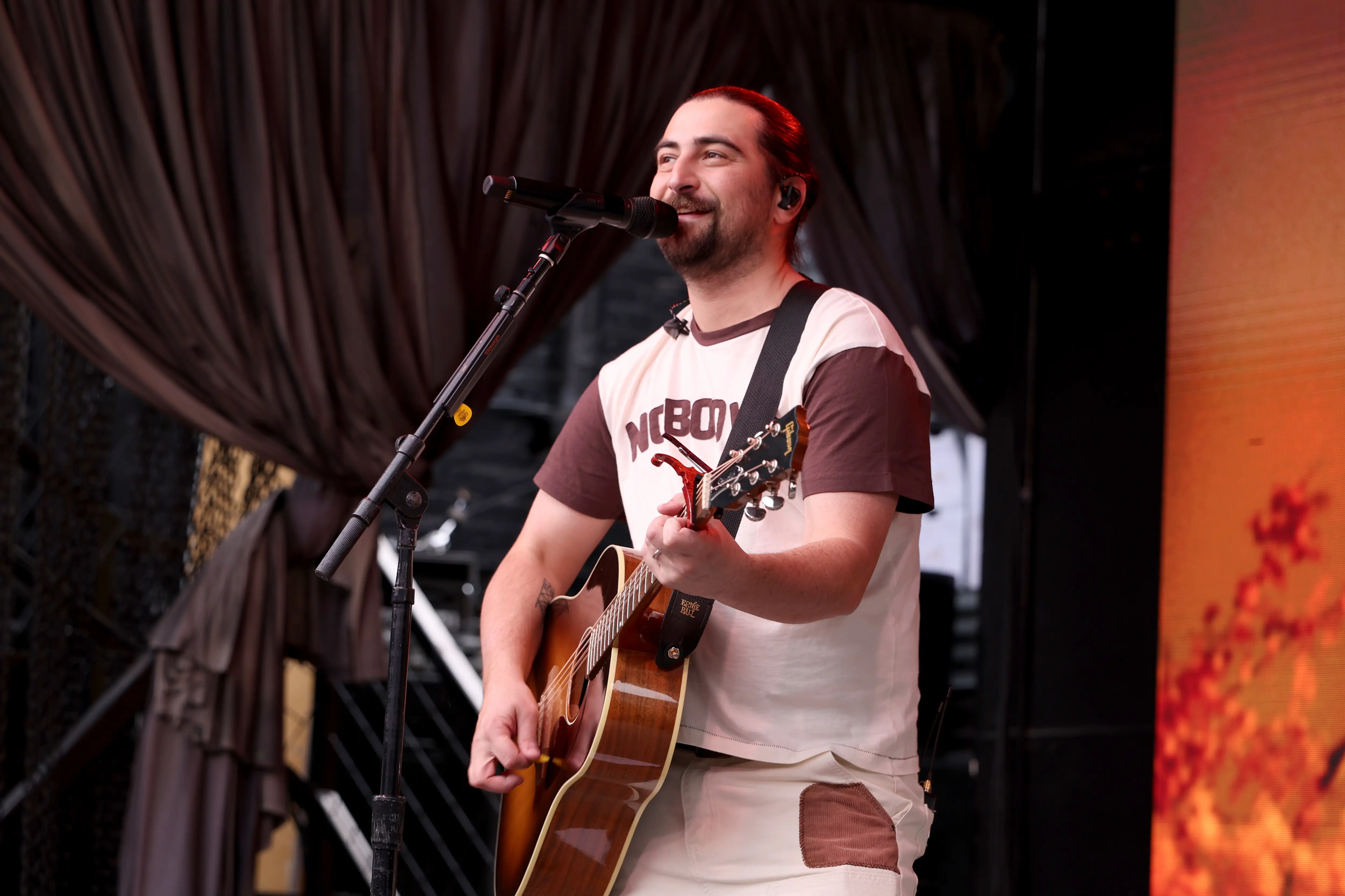 Noah Kahan performs onstage during the Noah Kahan: Out of Body SXSW Premiere on March 16, 2026 in Austin, Texas