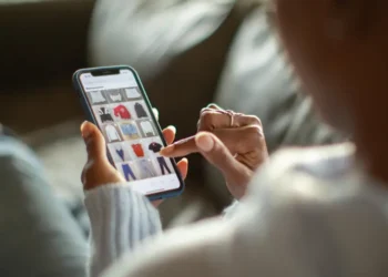 This AI startup raised $300 million to build digital versions of consumers