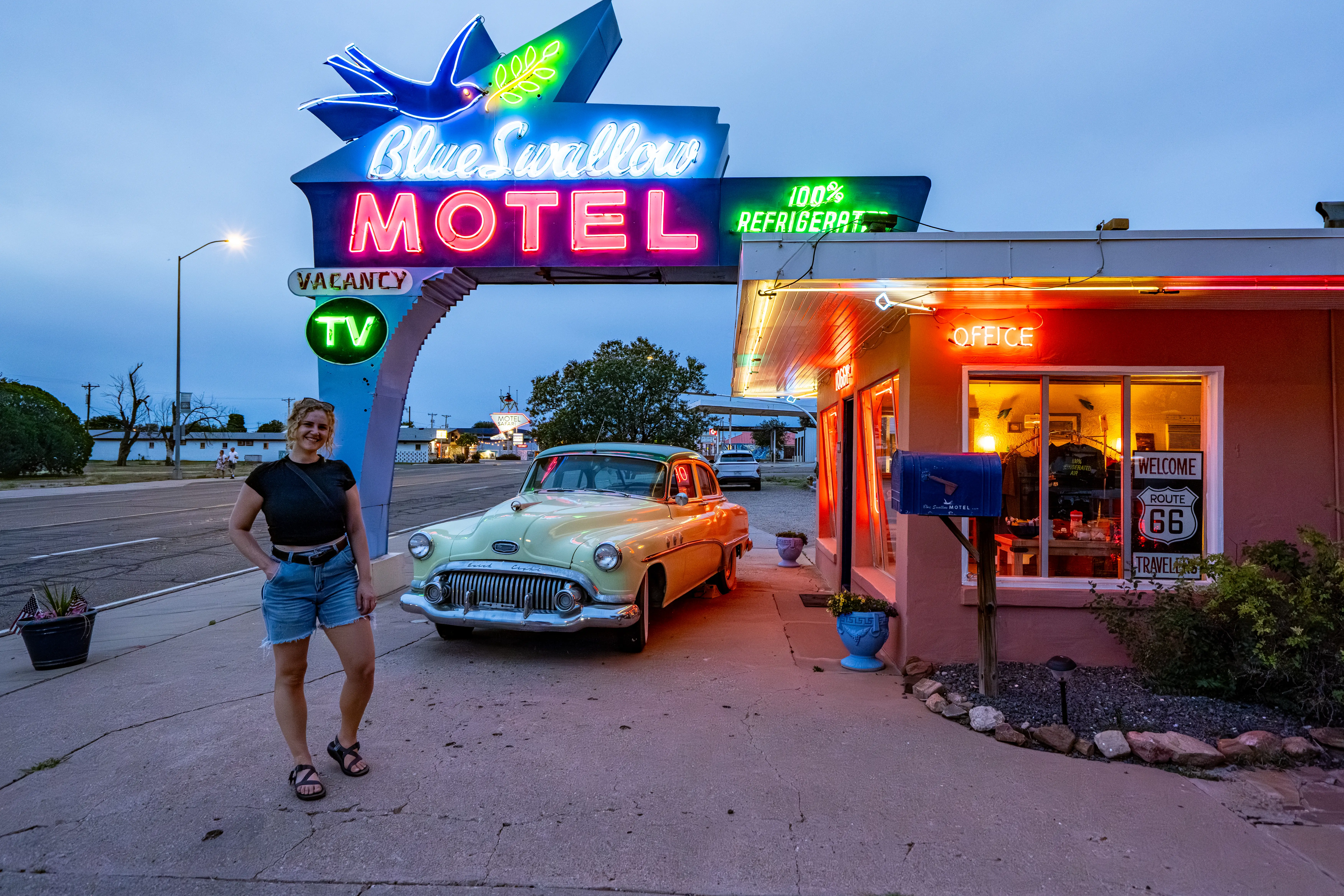 Blue Swallow Motel & Abby Narishkin