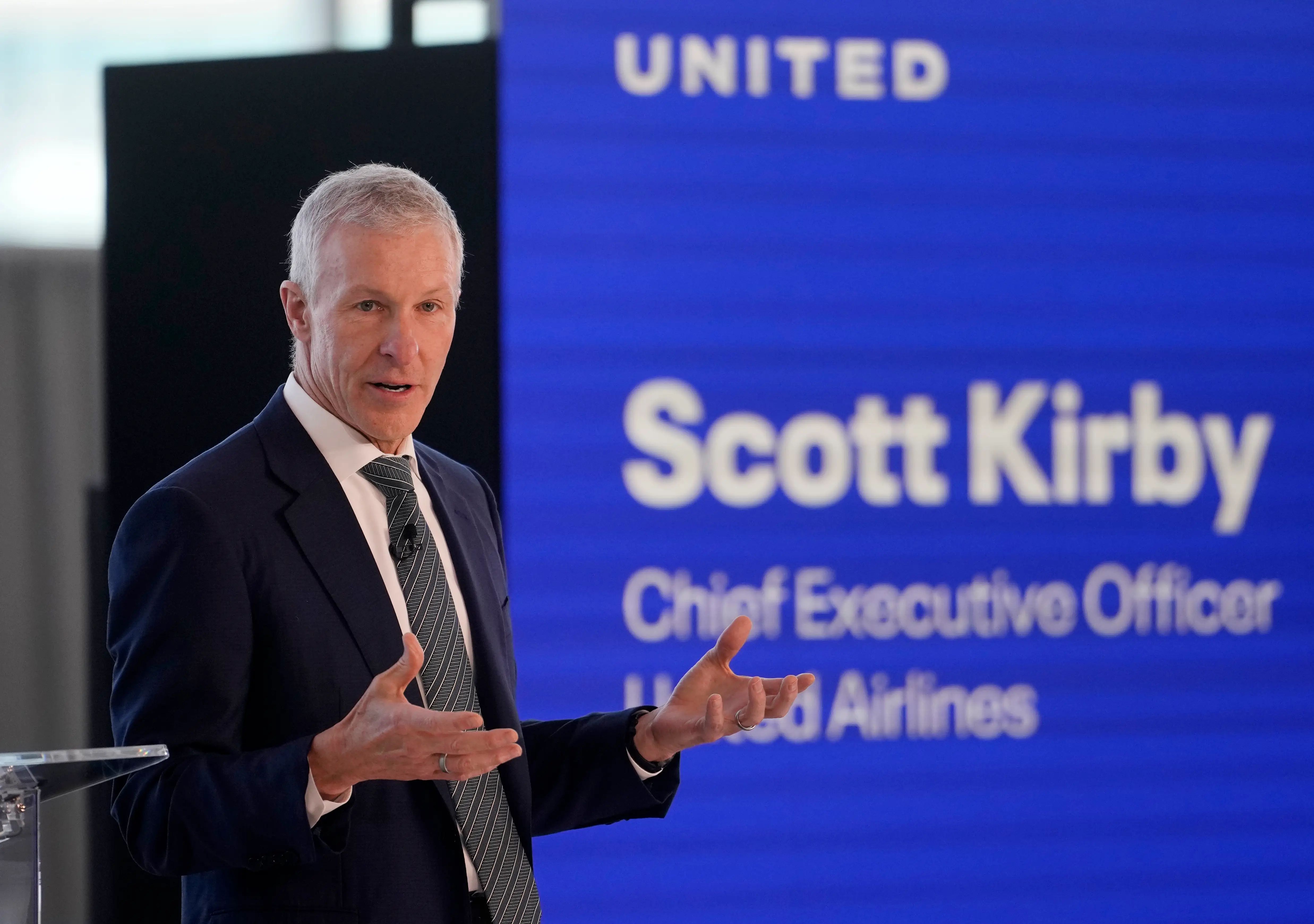 HOUSTON, TEXAS - OCTOBER 21: Scott Kirby, United Airlines CEO, speaks during a preview of Terminal B at George Bush Intercontinental Airport in Houston Wednesday, Oct. 21, 2026. (Melissa Phillip/Houston Chronicle via Getty Images)