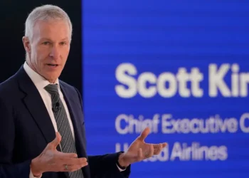 United CEO Scott Kirby says he had an ‘epiphany’ after hiring an AI tutor and vibe-coding a sports betting tool