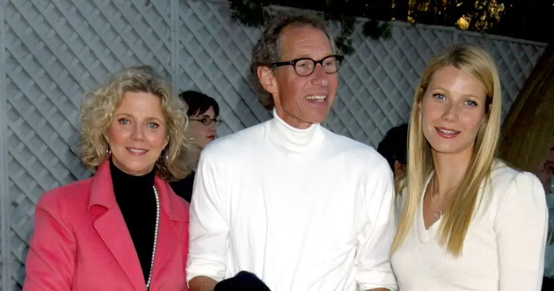 15 celebrities you didn’t know grew up superrich