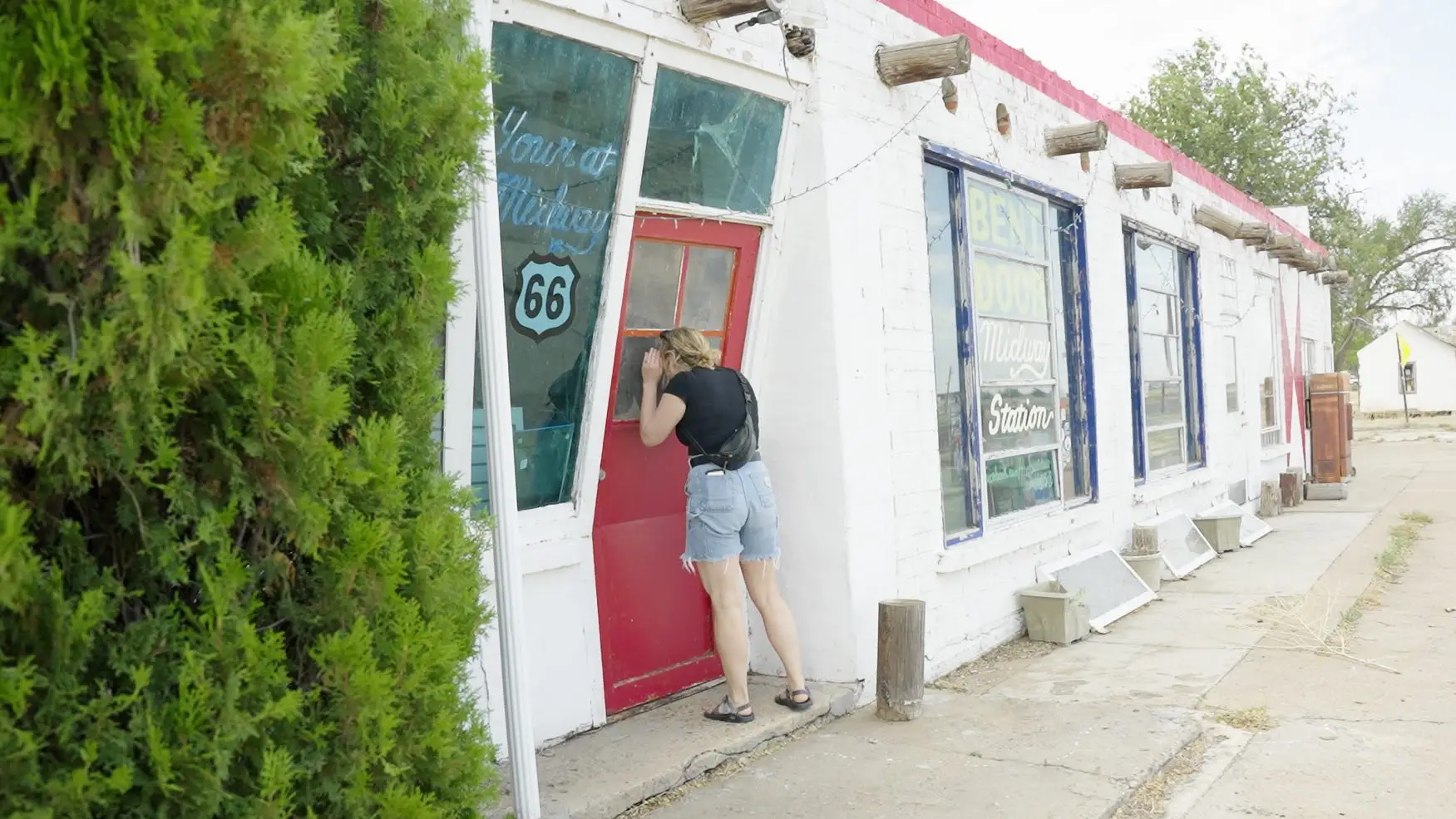 Bent Door Cafe