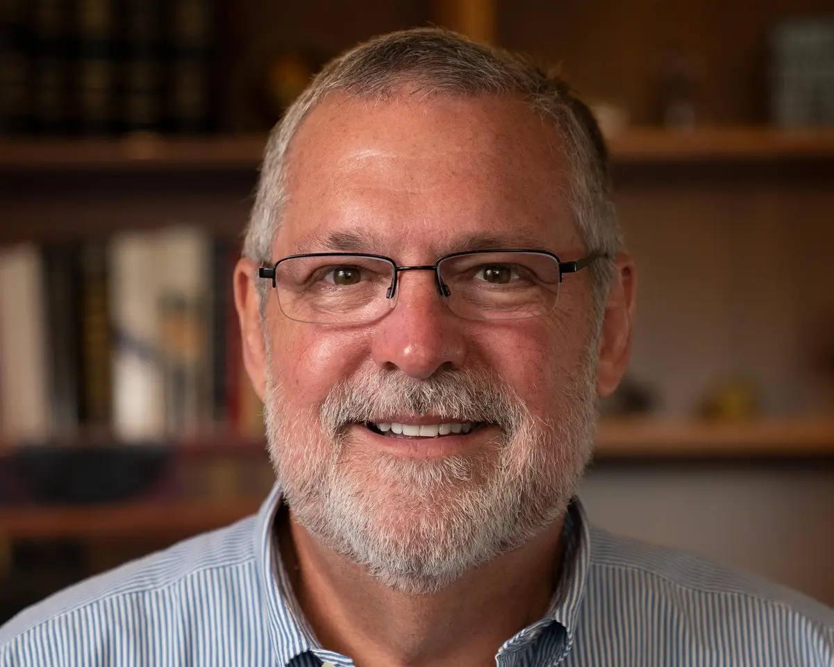 Chris Williams, leadership consultant, headshot.