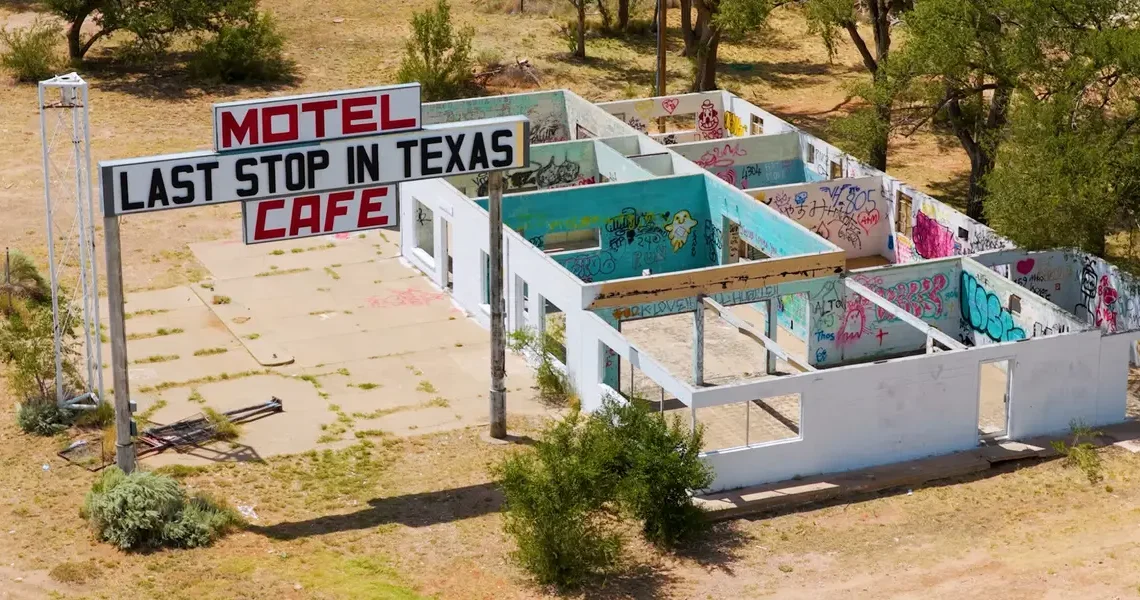 Route 66 turns 100 this year. I visited the ghost towns that once thrived along America’s most iconic highway.