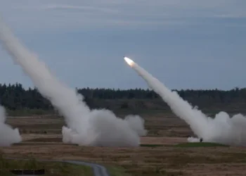 US forces in Europe are bracing for ‘Ukraine’s worst day.’ AI could help them fight an overwhelming flood of missiles and drones.