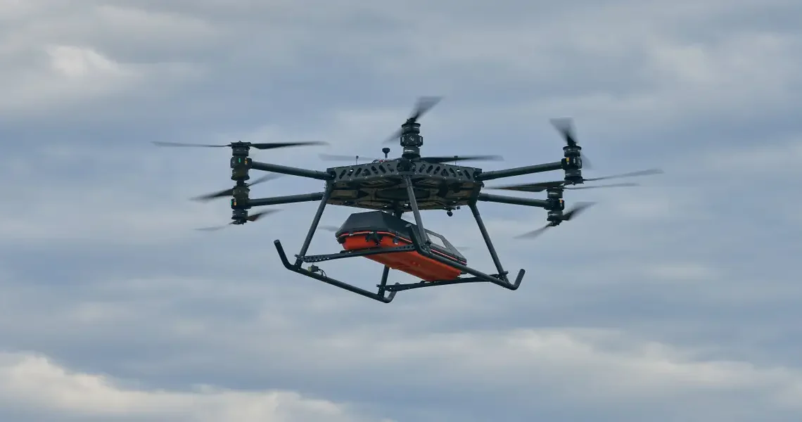 A wounded Ukrainian soldier thought he was going to die. Then a drone pilot flew ‘like a ninja’ to airlift him out.