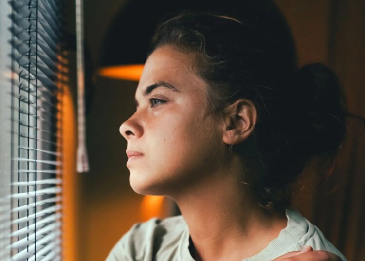 7 Signs You’re Doing All the Work in Your Relationship, According to Therapists