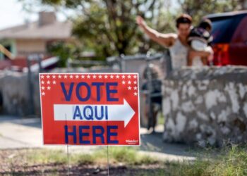 Republican gerrymanders in Texas threaten to fall flat, poll finds