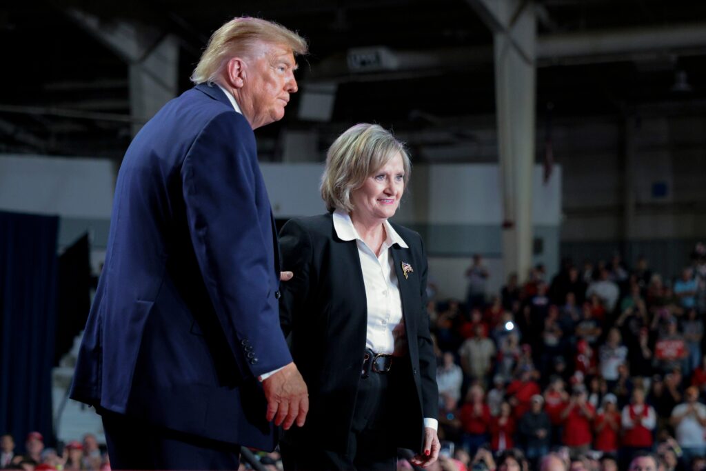 A tough environment forces ‘safe’ Republicans to actually campaign