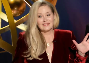 Christina Applegate Doesn’t Have Multiple Sclerosis After All, and Doctors Still Don’t Know What’s Wrong