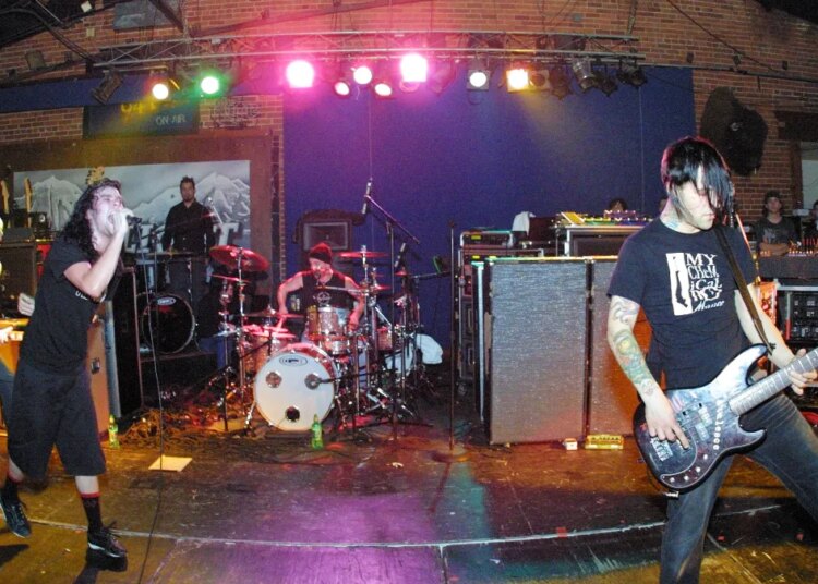 Every Millennial Will Remember These 3 Emo Songs From 2002