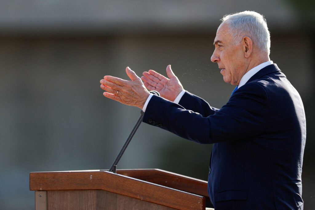 Netanyahu says U.S. and Israel must topple Iranian regime