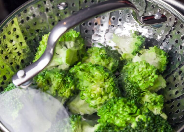 The broccoli-cooking mistake that may reduce its health benefits