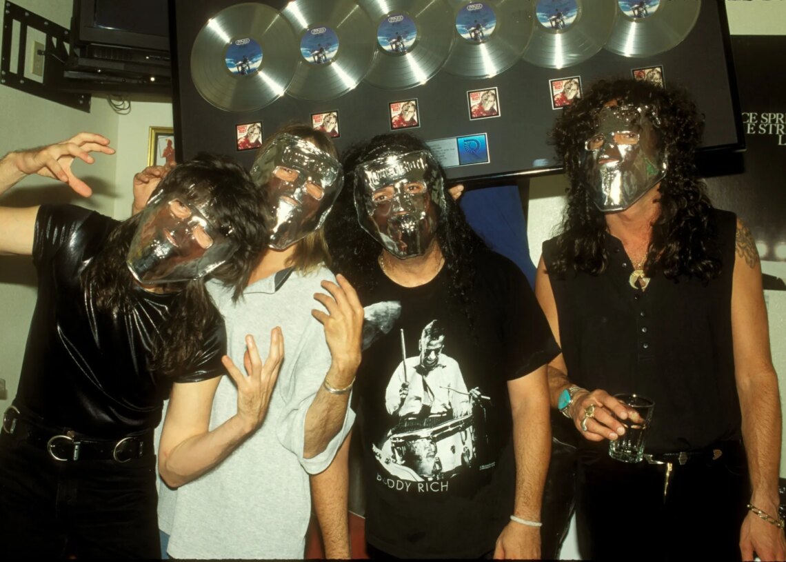 Quiet Riot’s New Frontman Wasn’t Even Alive for the 80s (Or 90s), but You Wouldn’t Know It Listening to Him