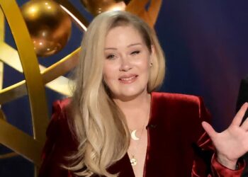 Christina Applegate Says She’s ‘Getting Worse’ Since MS Misdiagnosis, but Will Continue ‘MeSsy’ Podcast