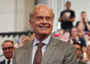 Kelsey Grammer-Led Emergency Medicine Drama Series ‘Pops’ in Development at NBC
