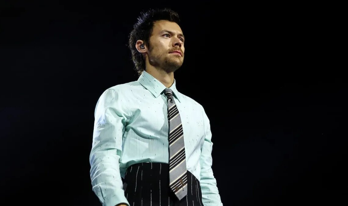 Harry Styles Has Had Enough of $10 Cappuccinos and Tipping Culture: ‘It’s Out of Control’