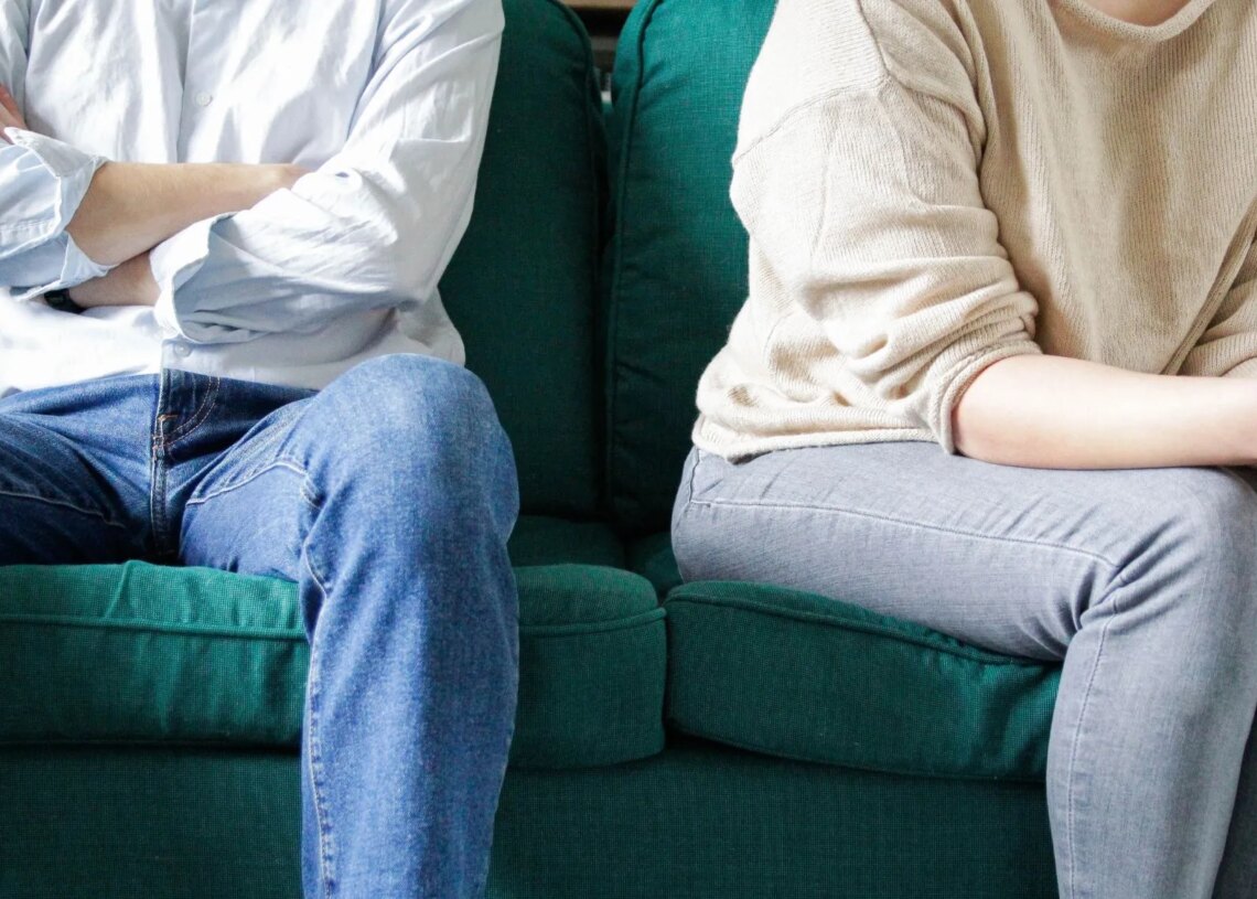 How to Tell if You’re Having a Healthy Argument or a Toxic Fight, According to Therapists