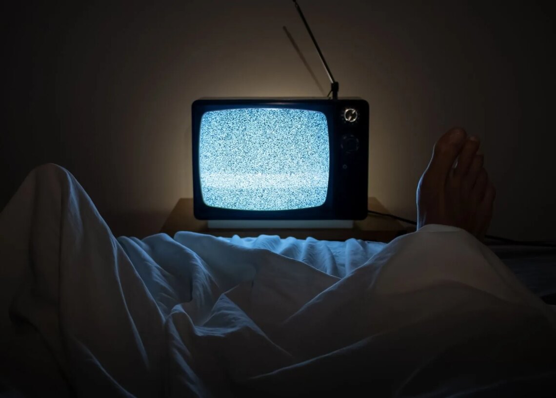 How to Tell if You’re Watching Too Much TV (And What to Do about It)