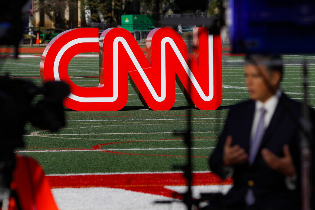 CNN threatens legal action if it keeps being banned from Air Force One