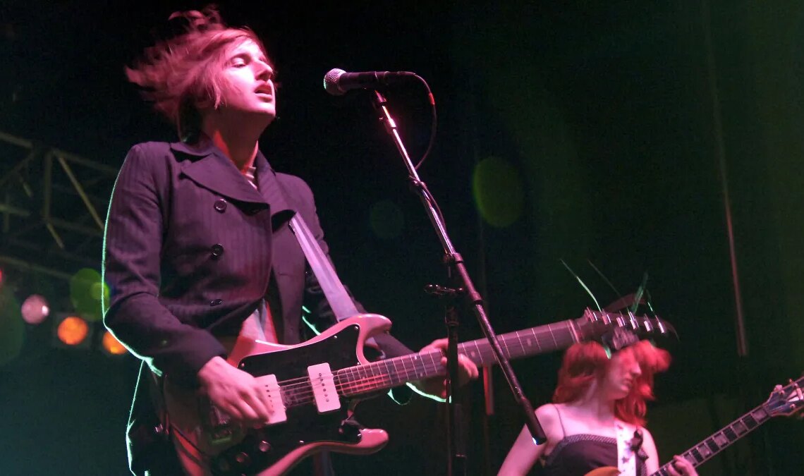 3 Indie Sleaze Bands From the 2000s I Can’t Believe Millennials Forgot About