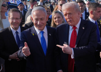 Trump backs Netanyahu as Israeli leader fights for survival in tight election