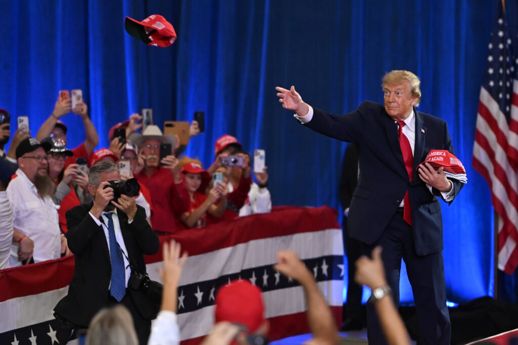 Trump’s economic message on eve of midterms: It’s better than you think