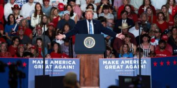 Trump defends White House redecorating — and Cheesecake Factory — from Obama’s mocking