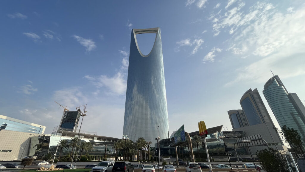 U.S. orders some diplomats to leave Saudi Arabia amid Houthi attacks