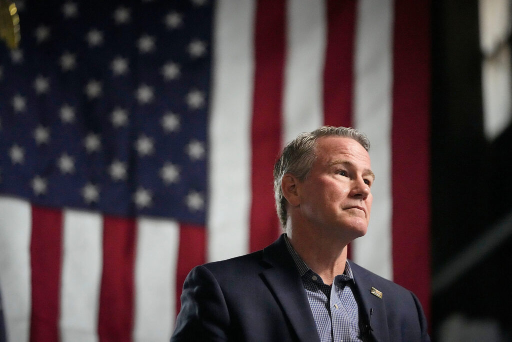 GOP is touting tax cuts to keep Ohio and Congress red. Voters aren’t sold.