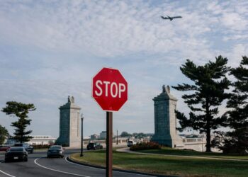 Trump administration plans to begin work on massive arch in two weeks