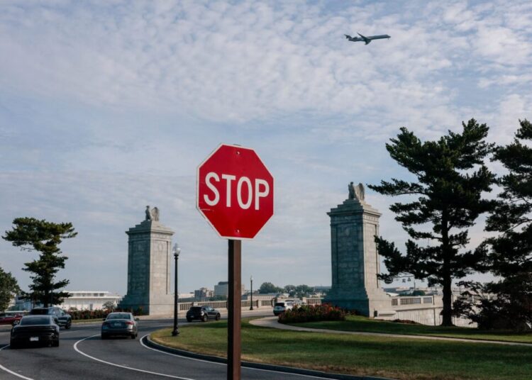 Trump administration plans to begin work on massive arch in two weeks