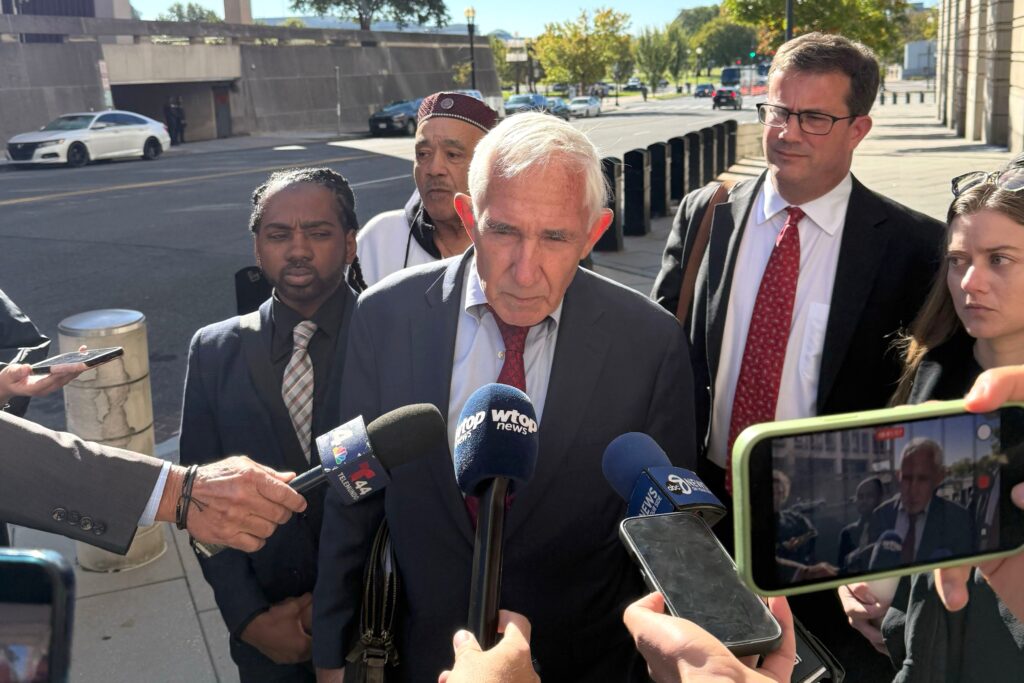 Prosecutors to retry bribery case against D.C. Council member Trayon White Sr.