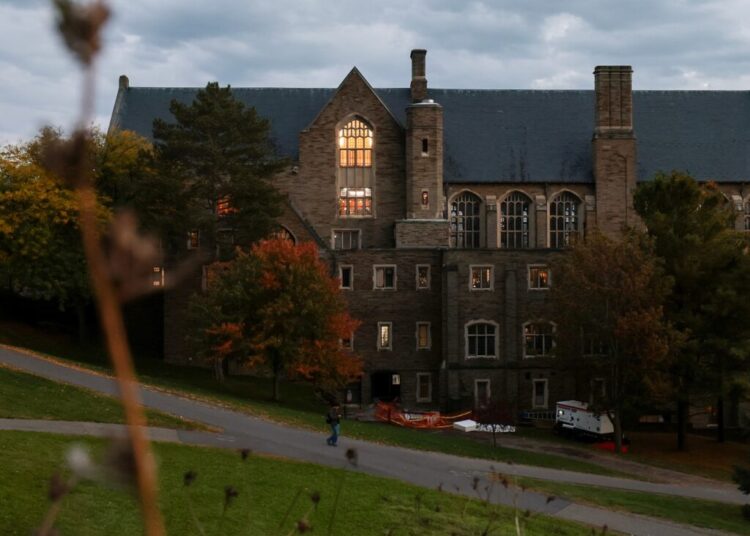 Cornell faculty senate moves ahead with no-confidence vote on administration