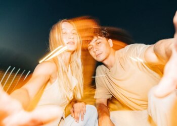 The Difference Between Friend Types, According to a Psychologist
