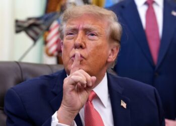 White House Pulls Reporter From Trump Press Pool After Oval Office Clash