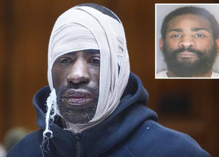 Alleged arsonist sets girlfriend on fire inside NYC apartment as daughter watched in horror: prosecutors