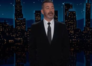 Jimmy Kimmel Draws Big Audience Reaction With Unexpected Joke Directed at Sarah Palin