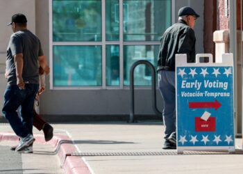 The last-minute battles over how to vote in the midterm elections