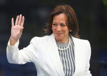 Kamala Harris rallies for Mississippi Senate candidate as she elevates profile