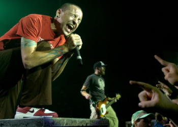 Every Millennial Will Remember These 4 Rock Hits From 2004