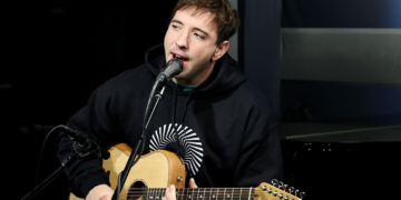 3 Fourth-Wave Emo Songs That Belong on Your Fall Playlist