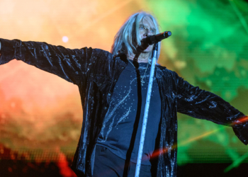 Def Leppard Just Announced a Massive Tour With This Pop-Rock Gem of the 90s